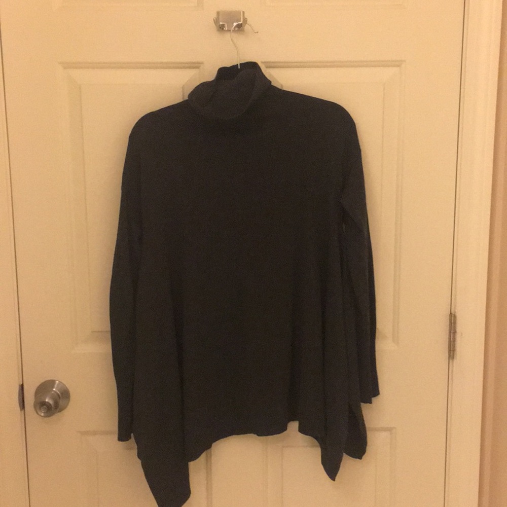 Grey turtleneck